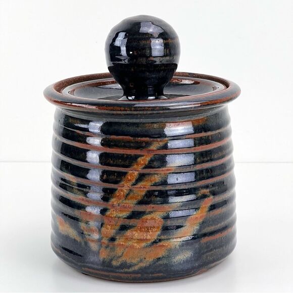 Vintage MCM Studio Pottery Stoneware Brown Jar Crock With Lid Signed Bonnie Wade - Picture 1 of 15